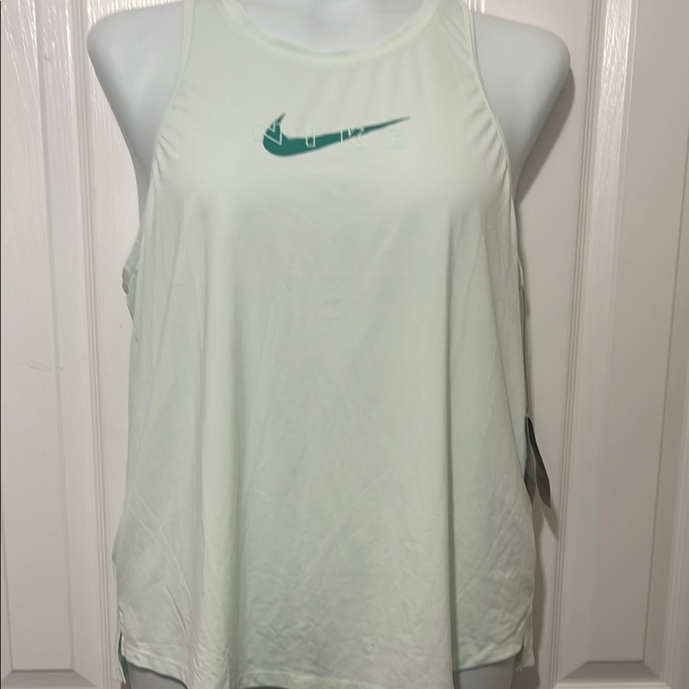 Nike Green Sleeveless Relaxed Tank Top